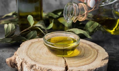 ¿Qué significa AOVE? 5 beneficios del aceite de oliva